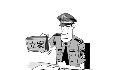 被诈骗去报警，派出所不予立案，不受理，索要不予立案回执单也不给，笔录也不做，怎么办？